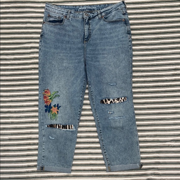 INC International Concepts Denim - 💐INC DENIM💐Floral Embroidered Blue Jeans with animal print high rise crop jeans